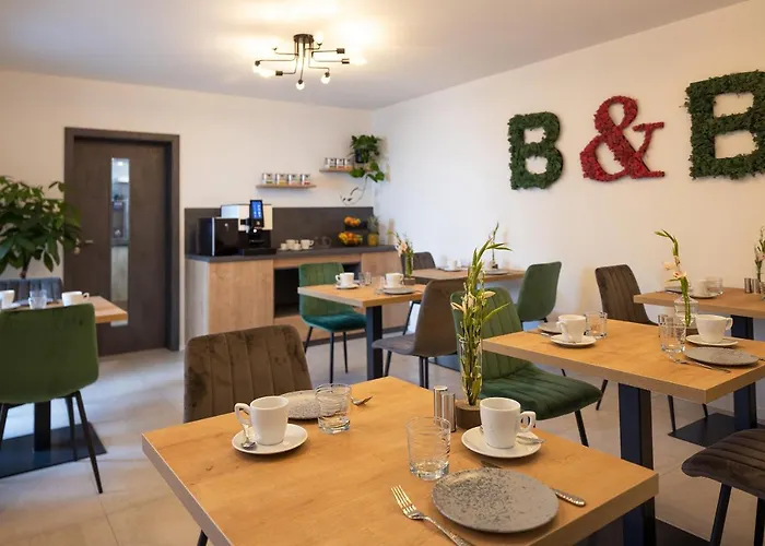 Bed and Breakfast - Am Main 3*